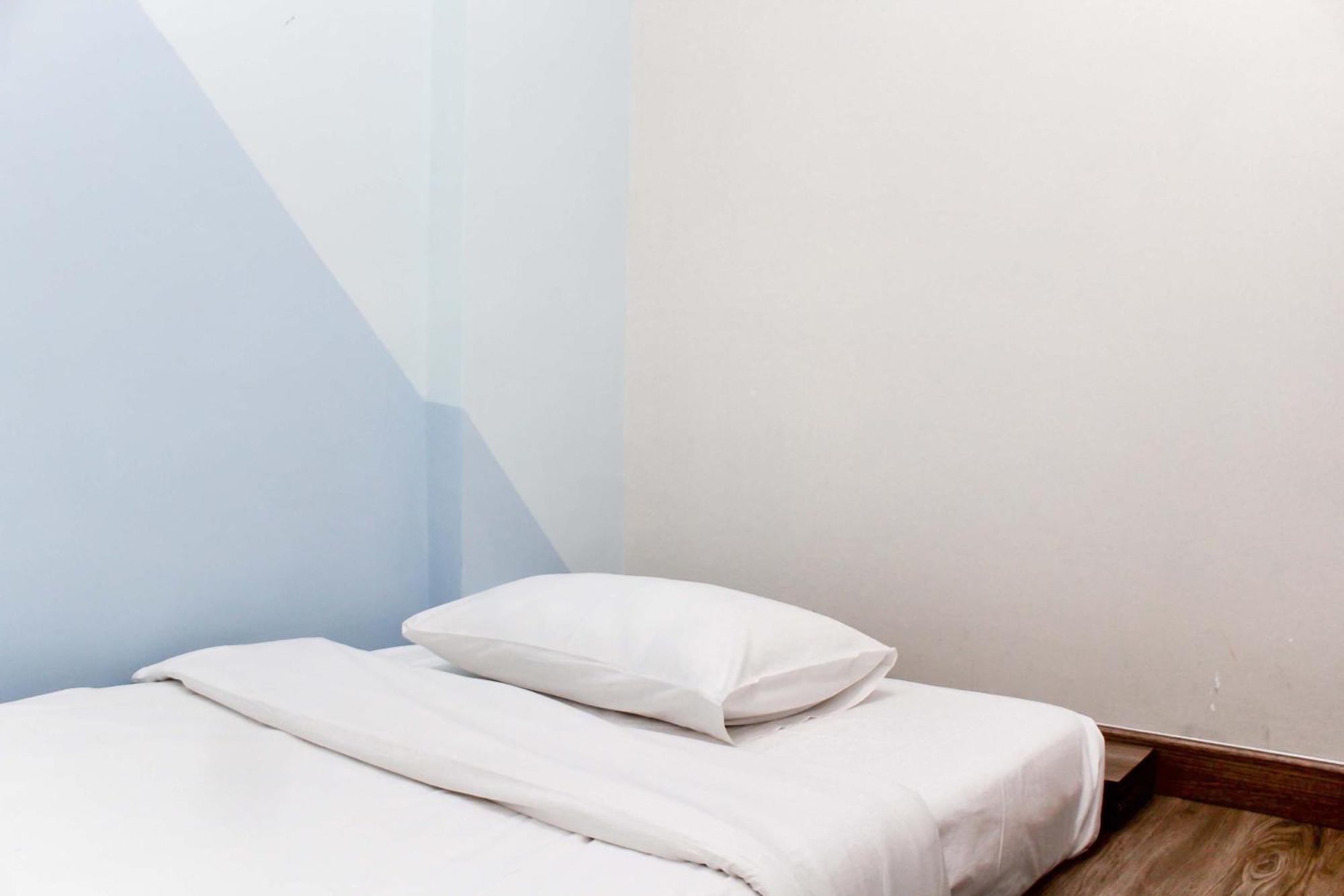 Homey And Simply 2br At Lagoon Town Square By Travelio Apartemen Bekasi